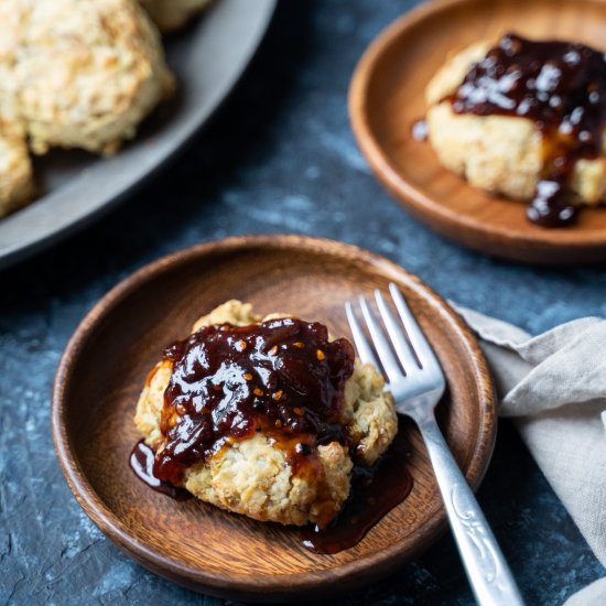 Caramelized Shallot & Leek Biscuits