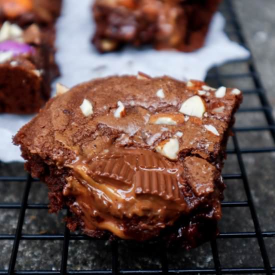 leftover halloween candybar brownie