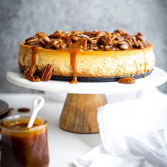 Caramel Pecan Cheesecake