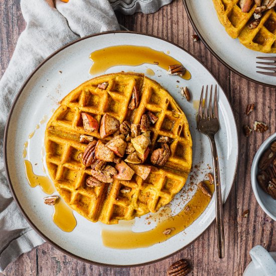 Paleo Gluten Free Pumpkin Waffles