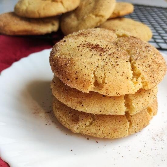 Easy Vegan Snickerdoodle Cookies