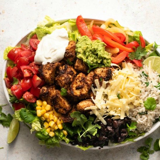 Mexican Chipotle Chicken Burrito Bowl