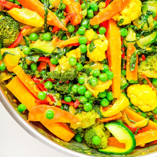 HEALTHY CURRY VEGETABLE STIR FRY