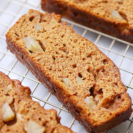 Pumpkin apple bread