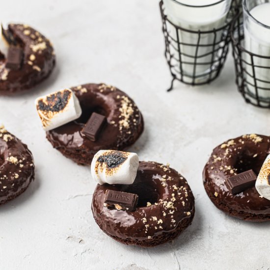 GLUTEN-FREE CHOCOLATE DONUTS