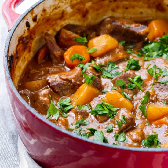 Hearty Dutch Oven Beef Stew