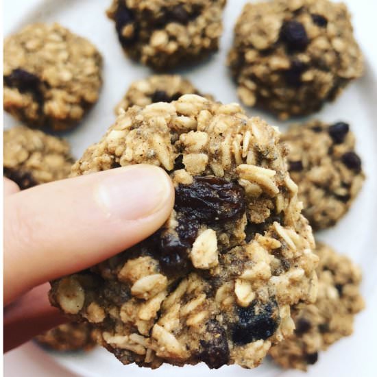 Oatmeal Raisin Cookies