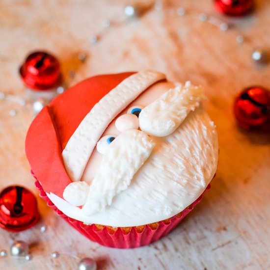 Santa cupcakes