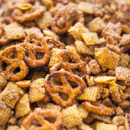 Cinnamon Sugar Snack Mix