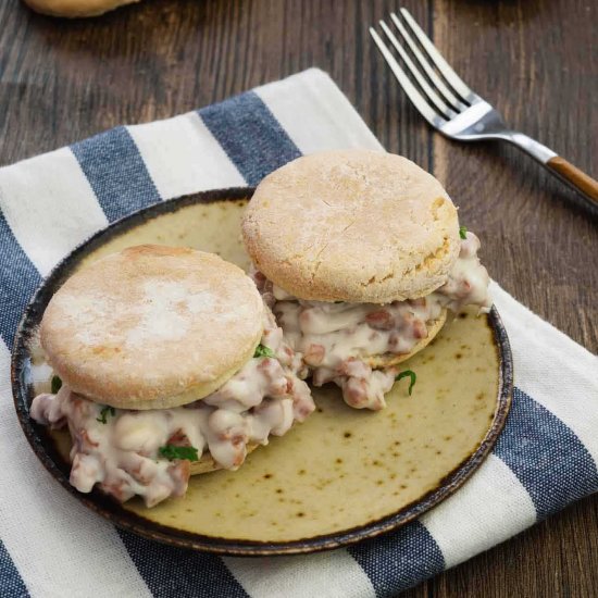 Homemade Biscuits And Gravy Recipe