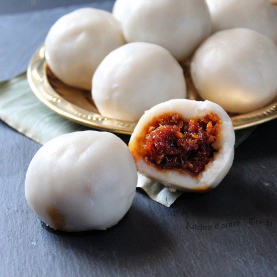 Steamed Rice Dumplings-Kozhukatta