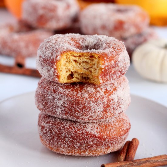 Pumpkin spice donuts