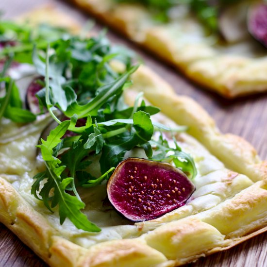 fig and blue cheese tart