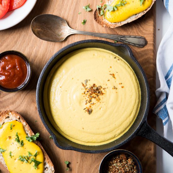 5-minute Vegan Cheese Sauce