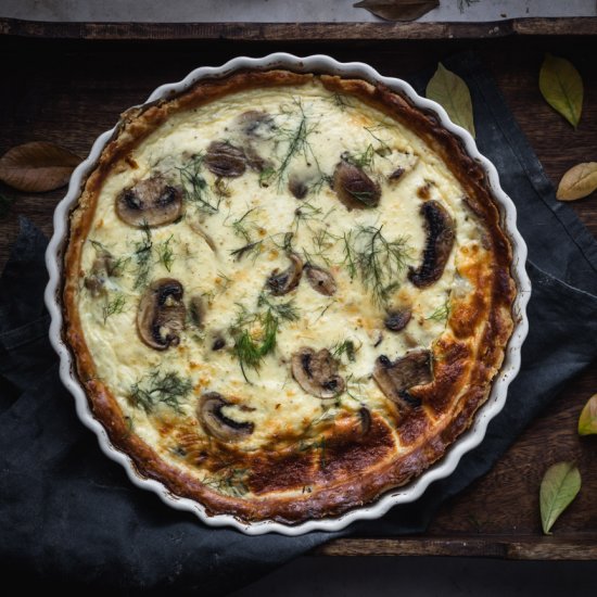 Tart with mushrooms and fennel