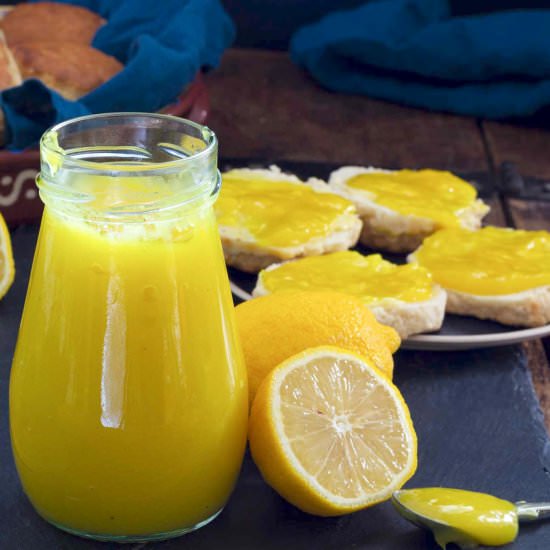 EASY VEGAN LEMON CURD