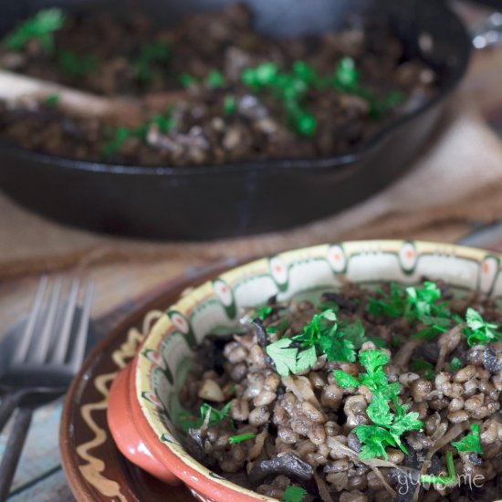 VEGAN MUSHROOM BARLEY RISOTTO