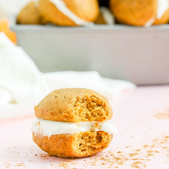 Pumpkin Whoopie Pies