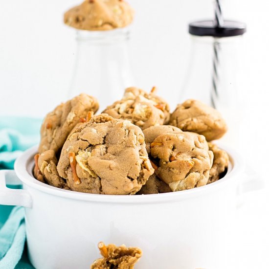 Potato Chip Pretzel Cookies