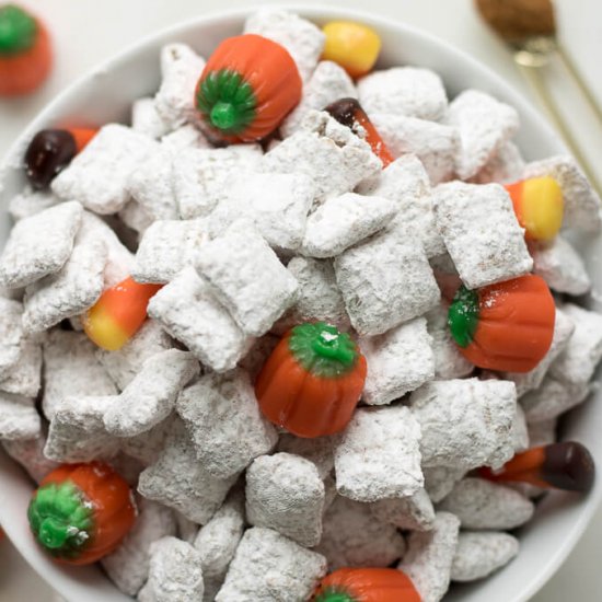 Pumpkin Spice Muddy Buddies