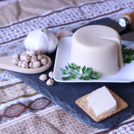 Queso Vegano de Garbanzos