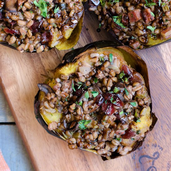 Stuffed acorn squash