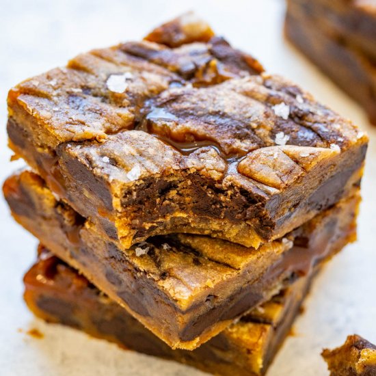 Salted Caramel Chocolate Blondies