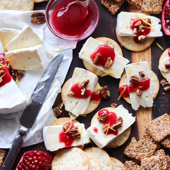 Cranberry Horseradish Brie Bites