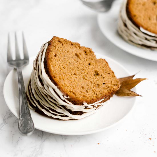 Healthy Gingerbread Bundt Cake