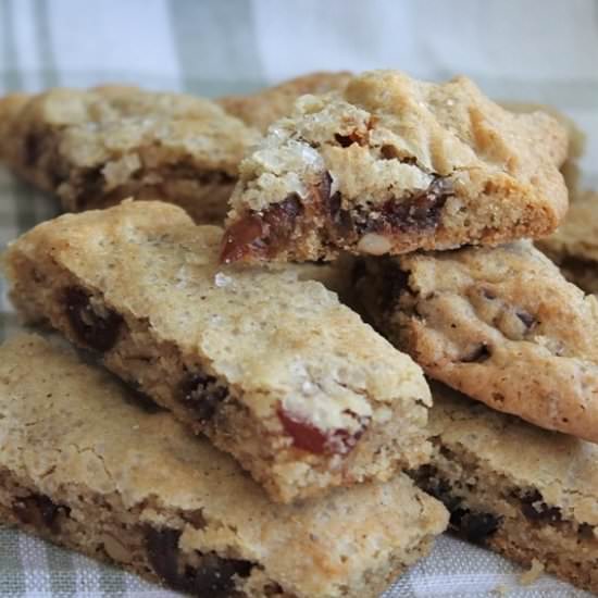 Holiday Date Nut Cookie Bars