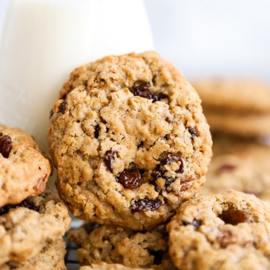 Oatmeal Raisin Cookies