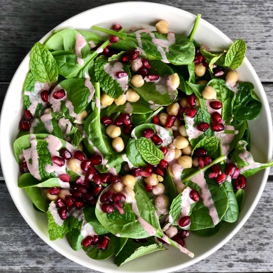 mediterranean salad with sumac