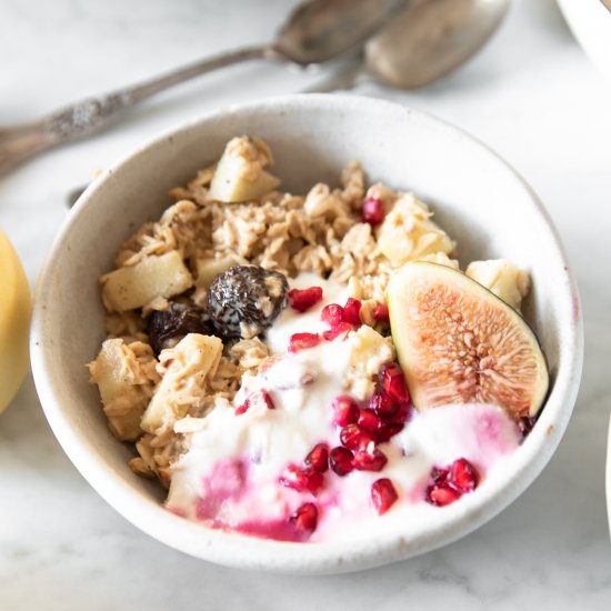 Bircher Muesli (Overnight Oats)