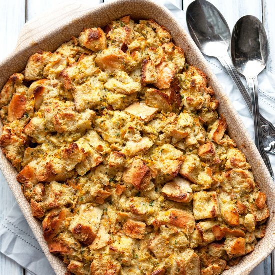 Thanksgiving Classic Stuffing