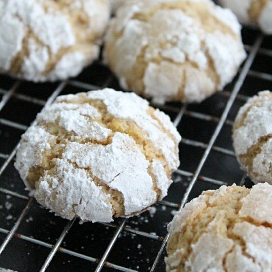 Brown Butter Crinkle Cookies