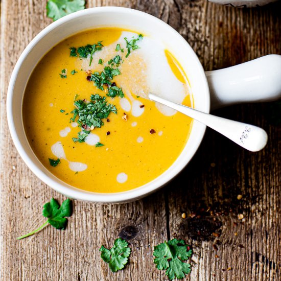 SPICY BUTTERNUT SQUASH SOUP