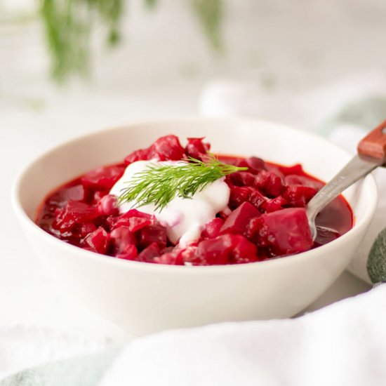 Vegetarian Borscht With Chickpeas