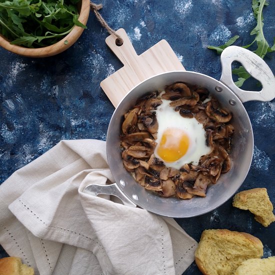 Baked mushroom eggs