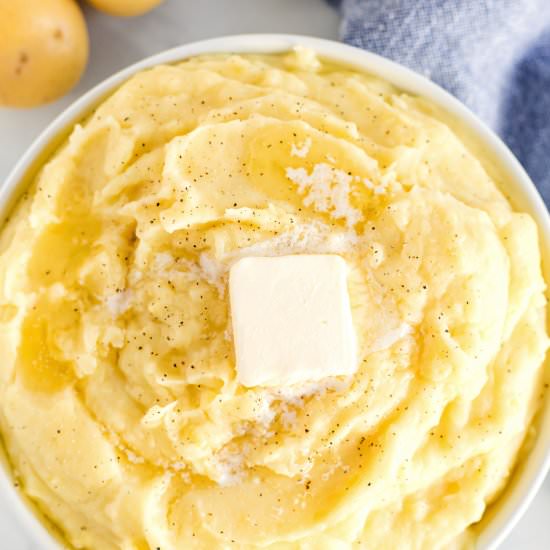 Buttermilk Mashed Potatoes recipe