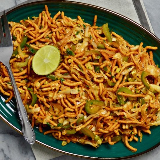 CHINESE BHEL – CRISPY NOODLE STIR FRY