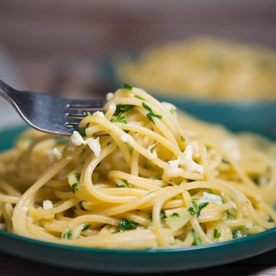 GARLIC BUTTER PASTA