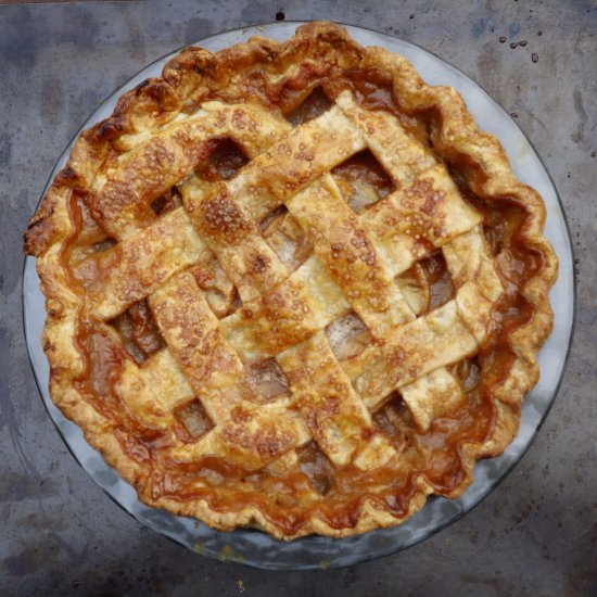 caramel apple pie