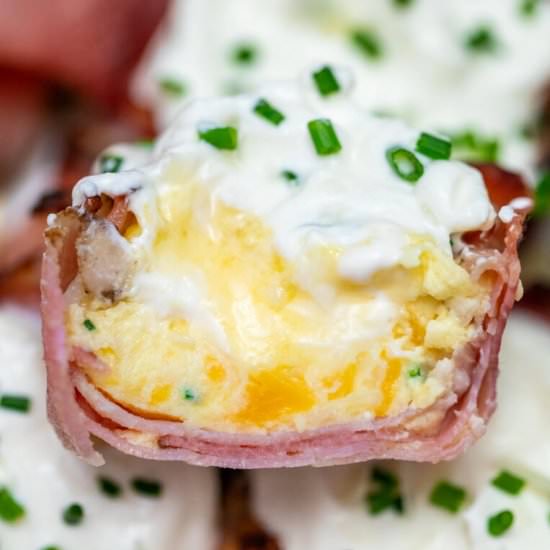 Cheesy Prosciutto Cups