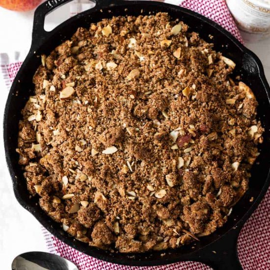 Vegan & Paleo Apple Crisp