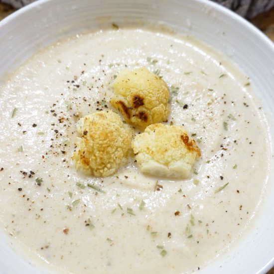 Roasted Cauliflower Soup