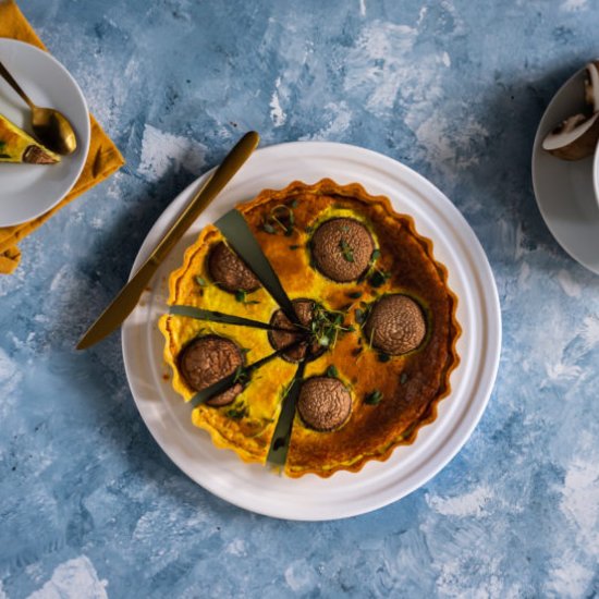 Quiche with mushrooms and parmesan