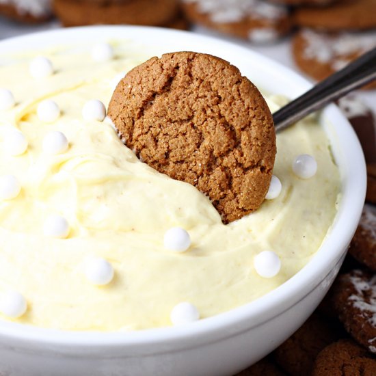 Easy Eggnog Dessert Dip