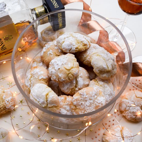 How To Make Amaretti Biscuits