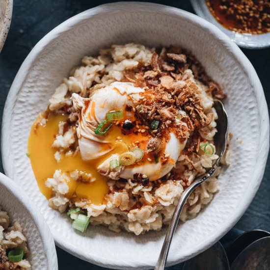 5-Ingredient Savory Oatmeal