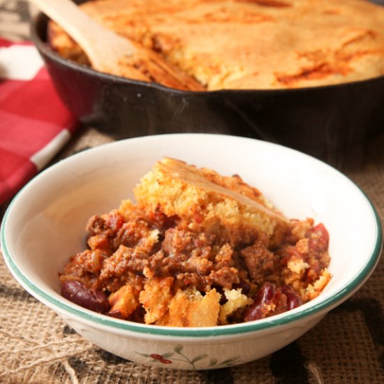 Cornbread Topped Skillet Chili